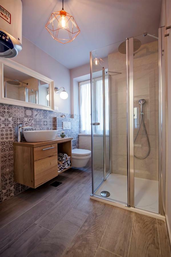 Studio Apartment Kris Ровінь Екстер'єр фото